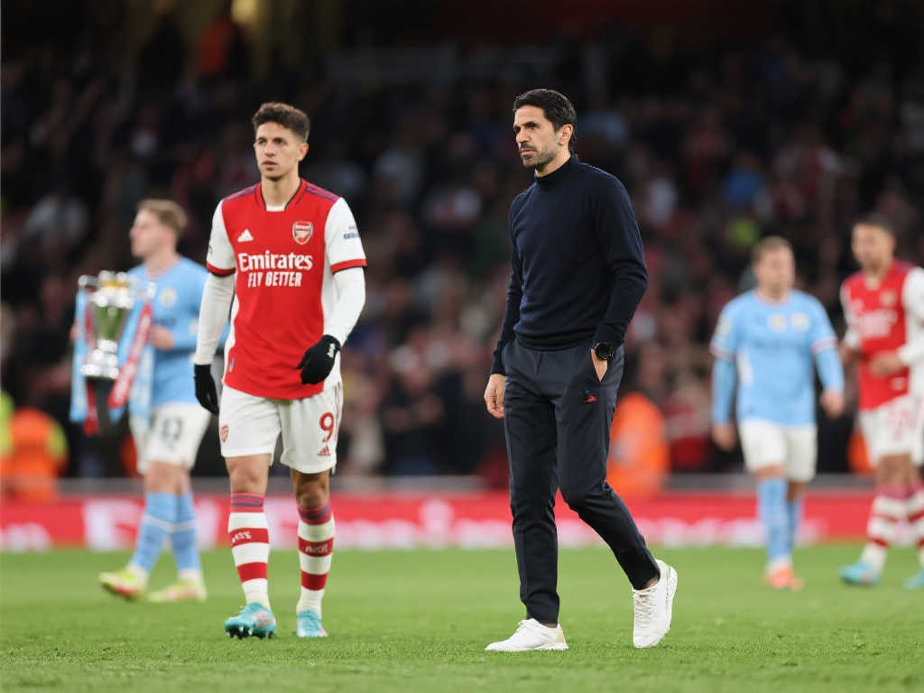 主帅无能拖垮全队！阿尔特塔满足现状葬送阿森纳 错失创造历史的良机